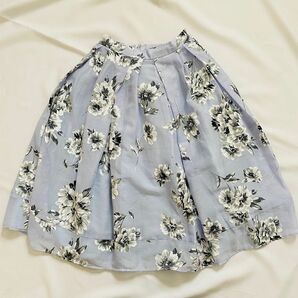 【マーキュリーデュオ】 花柄 フレアスカート 柄スカート