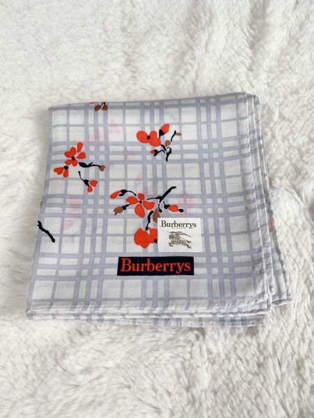 新品未使用 バーバリー BURBERRY レディースハンカチ ハンカチーフ 花柄