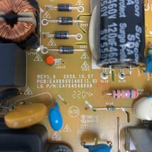 LG 32LX7000PJB 電源基盤 液晶パネル破損取外し品　テレビ 32型　2022年製_画像2