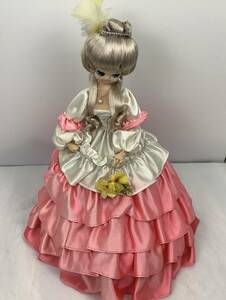 M-179　昭和レトロ　当時物 ＊Oike doll オオイケ＊木製台座 ＊ワイヤー入ピンクドレス