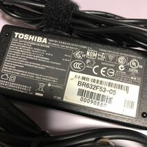 【中古】TOSHIBA 東芝 純正 PA3822U-1ACA 19V 2.37A 外径5.5mm 内径2.5mm 丸ピン ノートPC用ACアダプター 動作保証 管理番号SHA064_画像2