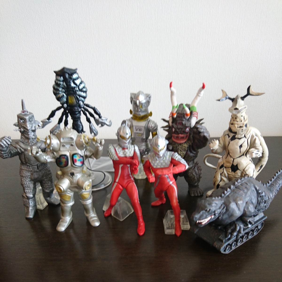 ヤフオク! -「アルティメットモンスターズ究極大怪獣」の落札相場