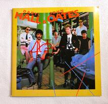 Daryl Hall & John Oates 直筆サイン入り 1982年 来日公演コンサートパンフ 美品 グッズ_画像1