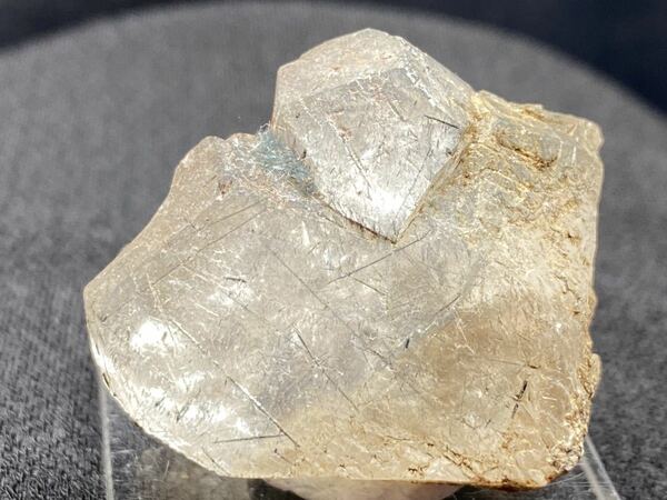 ザギマウンテンクォーツ ザギ水晶 ルチル入り　17g リーベカイト　エジリン入り