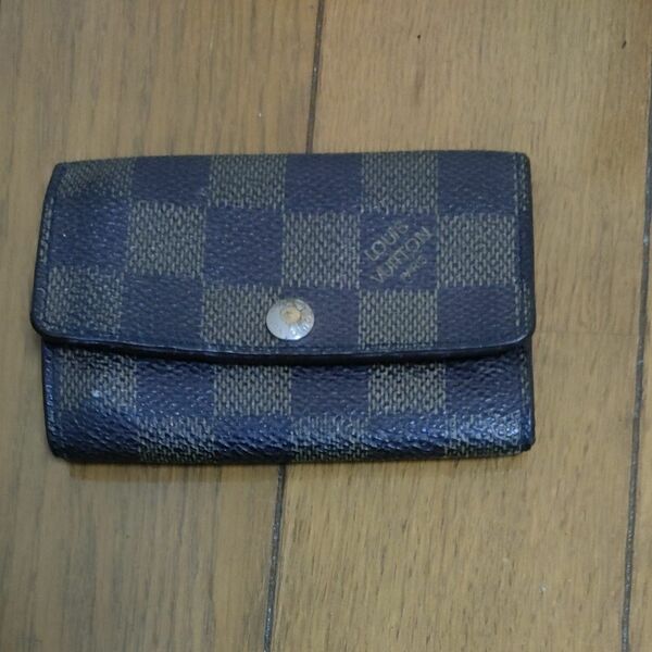 LOUIS VUITTON　キーケース