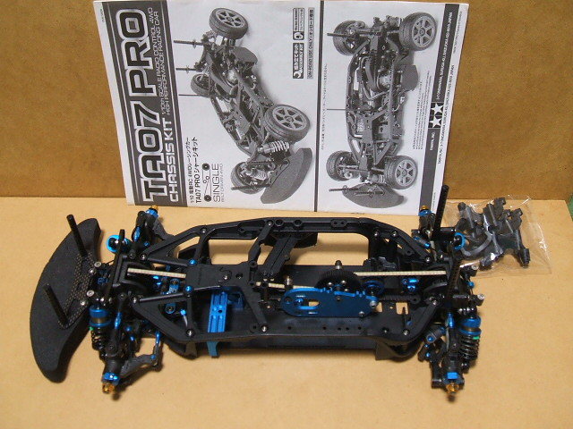 人気が高い TA07 タミヤ PROシャーシ メカ付き オプション多数 中古