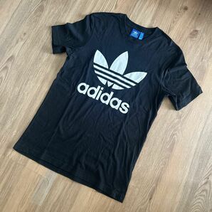 adidas アディダスオリジナルス　Ｔシャツ