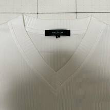 良品 フルグロウ【FULL GLOW】Vネック半袖Tシャツ カットソー リブ 縦 ネックレスが似合う☆ スリムなLサイズ ホワイト/白 真っ白_画像4