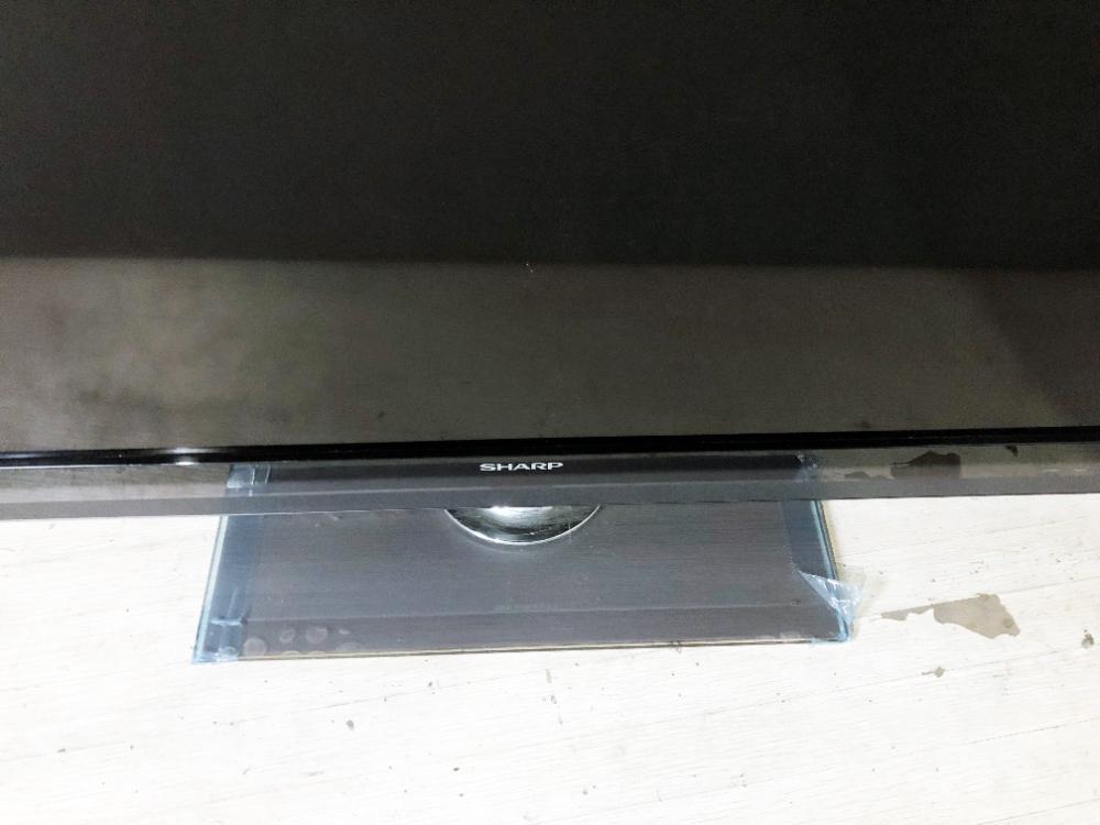 地域限定送料無料☆極上超美品 中古☆SHARP☆AQUOS☆クアトロン 3D