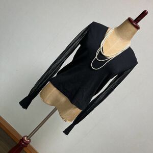 6-5　2回使用　zara knit ザラニット　シースルー長袖　シアーレース袖深Ｖネックリブニット　シンプル黒　ブラックカットソー　S　7号