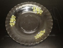 ●昭和レトロ PYLEX パイレックス 花柄 約19㎝ ガラス皿 4枚セット ヴィンテージ 70年代●ガラス食器 洋食器 デザート皿 ケーキ皿_画像4