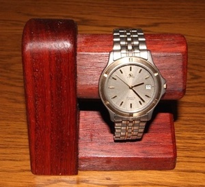  wristwatch stand ( material : chinese quince ) size :90WX45DX88H