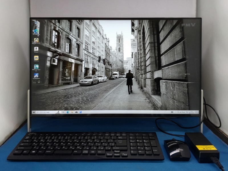 051806 ESPRIMO FH77/B3 Core i7-7700HQ Mem8GB HDD1TB Win10Home 地