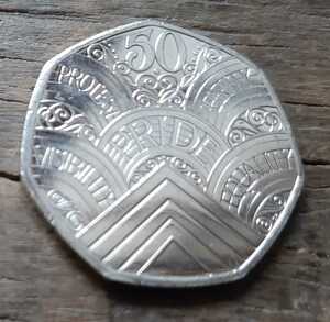 エリザベス女王 2022年新デザイン イギリス 英国本物50ペンスコインイギリス 英国コインNew Uncirculated coin from The Bank of England