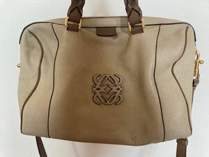 LOEWE ロエベのバッグ