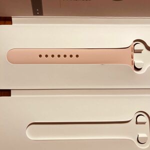 Apple Watch 44mm 純正品　新品　スポーツバンド　ピンク　Mサイズ アップルウォッチバンド