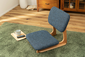  сиденье "zaisu" текстильное покрытие голубой цвет low стул натуральный . ткань чувство . натуральное дерево. комбинация . super ... ощущение побудить совершить пол стул 