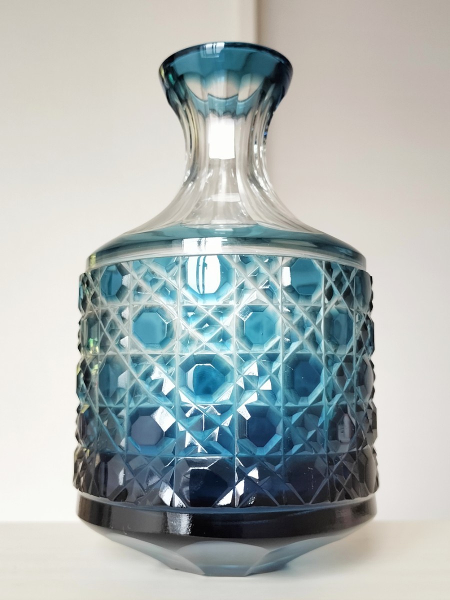 ☆美品☆薩摩切子八角籠目紋徳利藍(切子、江戸切子、薩摩切子