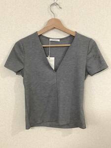 ZARA ザラ　未使用品　新古品　VネックTシャツ 半袖Tシャツ　グレー　トップス　セレクト　古着　レディース