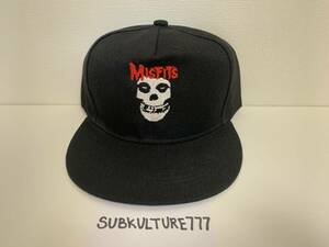 【新品】セパルトゥラ THE MISFITS PUNK ROCK SNAP BACK FREE SIZE　黒　Black　キャップ