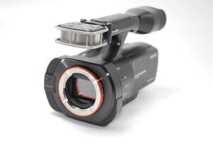 100965☆良品☆ソニー SONY レンズ交換式HDビデオカメラ Handycam VG900 ボディー NEX-VG900