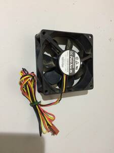 中古品 山洋電気 DC PetitAce25 109R0812H424 DC12V 0.13A 8cm 動作確認済 現状品