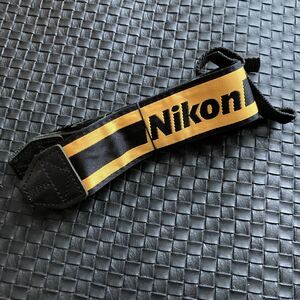 【送料無料】Nikon ニコン カメラ ストラップ 黄色(イエロー)×黒色(ブラック) ボーダー ビンテージ　2