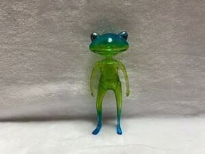 ワンダーフロッグ 15周年記念限定ワンダフレンド パラレルワンダ Wonder Frog 青金瞳バージョン 中古 本体のみ 袋無し カード無し