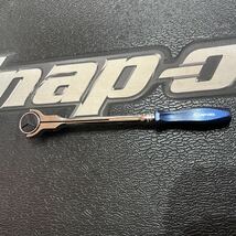 スナップオン/Snap-on ラチェット スイブル ラウンドヘッド 限定メタリックブルー 3/8 FHNF100 新品未使用 メッキ 旧グリップ_画像1