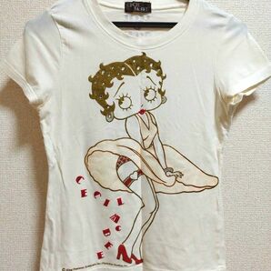 セシルマクビー トップス　半袖Tシャツ　チビＴ　ミニT　ベティちゃん　白　ホワイト　古着　ビンテージ　CECIL McBEE