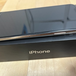 【美品】iPhone 11 Pro 64GB シルバー SIMフリー Docomo バッテリー交換済 利用制限〇の画像7