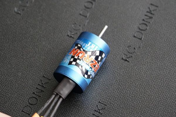 送込(ホビーウイングXerunXR10PROGS2+キャパシタ)新品未開封 4年保証