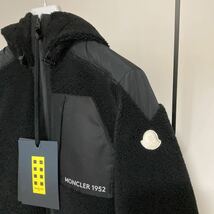 新品★MONCLERジーニアス★Hull★ボア★フリース★2022年〜23年秋冬_画像2