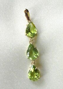 K18 yellow gold made *.. peridot 3 stone attaching pendant top 