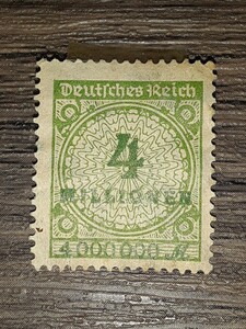 アンティーク切手　ドイツ　1923年頃　インフレ切手　4ミリオンマルク　未使用　GI0610