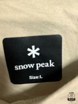 【大人気】snow peak スノーピーク 半袖 Tシャツ ベージュ ロゴ プリント L 新品 アウトドア_画像4