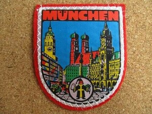 70s MUNCHEN ミュンヘン バイエルン ドイツ エンブレム ビンテージ 街並み ワッペン パッチ/ 紋章 王冠 旅行 土産 腕章 勲章 赤