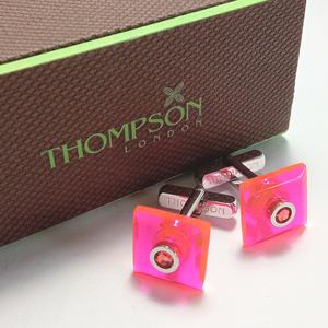 【tsc40】新品　THOMPSON トンプソン　カフス　カフリンクス　シルバー×オレンジスクエアー　ストーン付き