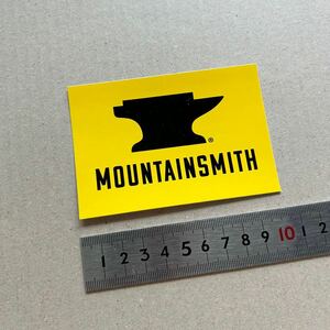 MOUNTAIN SMITH