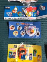 くら寿司 びっくらポン 10点 セット アーニャ BT２１ ワンピース ウタ ちいかわ 名探偵コナン ドラゴンボール 等 缶バッジ 消しゴム ラバー_画像3