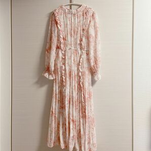 tocco closet りぼん付きサイドフリル装飾クラシカルアートプリントプリーツワンピース レッド