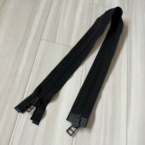 YKK ファスナー　69cm ブラックニッケル　黒　OPダブル・逆開　新品