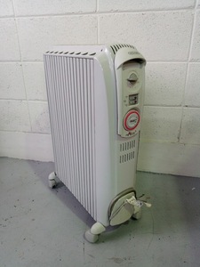 0te long gi oil heater Dragon3 D091549EF operation verification goods /Delonghi / Dragon 3 / oil heater / home heater 