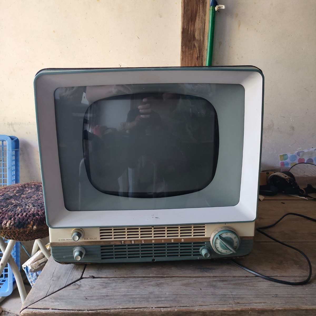 ヤフオク! -「東芝 レトロ テレビ」(テレビ) (電化製品)の落札相場