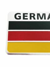D 赤 ドイツ 国旗 バルブキャップ エンブレム ステッカー フェンダー ポルシェ 911 ケイマン ボクスター カイエン パナメーラ マカン_画像2