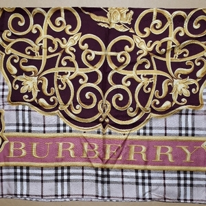 BURBERRY Burberry шелк 100% примерно 86×86. шелк 100% не использовался 