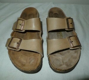 ◆BIRKENSTOCK ビルケンシュトック ARIZONA レザー サンダル ベージュ系　サイズ39　使用感あり