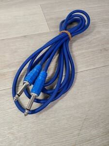 FERNANDES NOISELESS CABLEノイズレスケーブル　シールド ケーブル　ギターケーブル ブルー　3ｍ　フェルナンデス