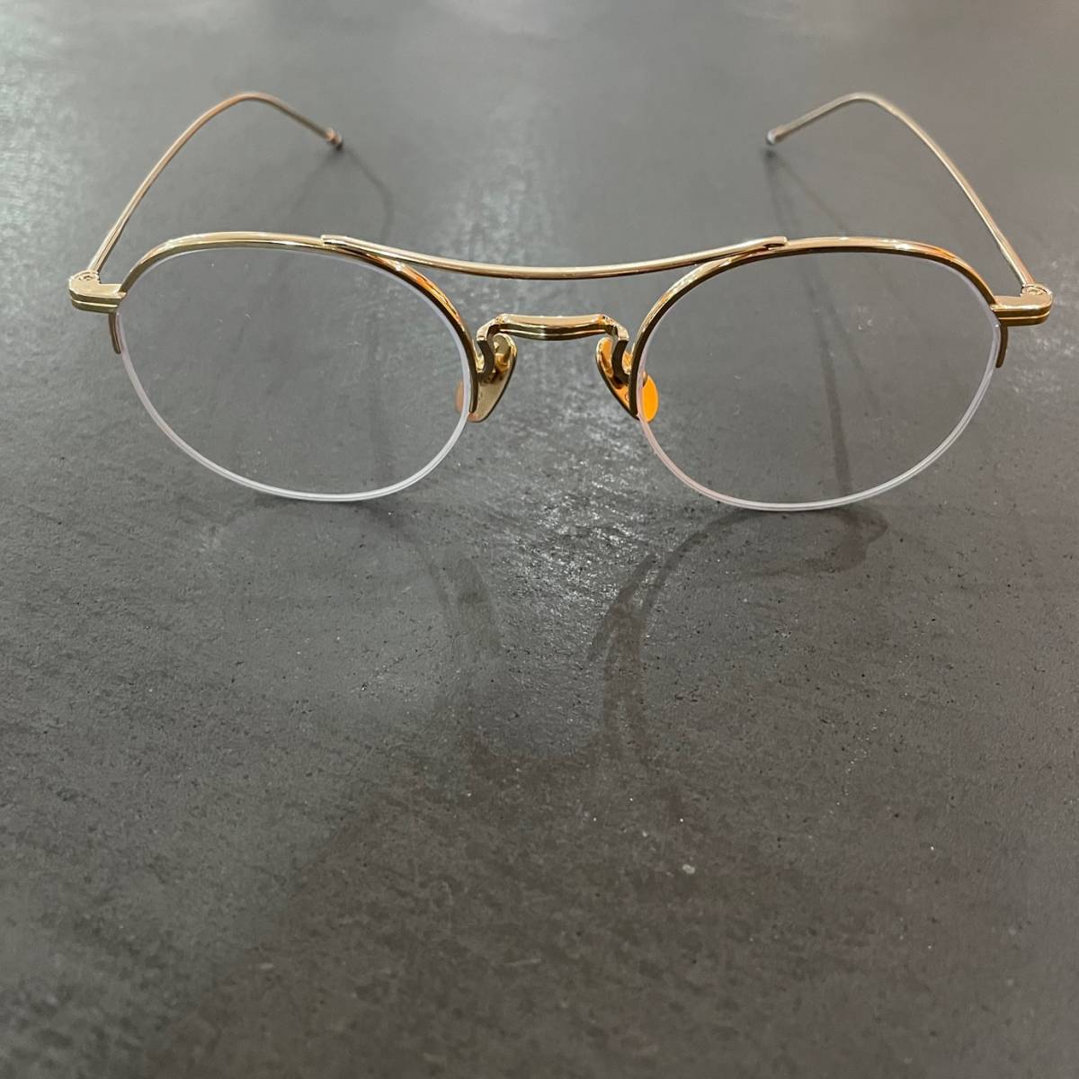 ヤフオク! -「(thom browne トムブラウン) tb-」の落札相場・落札価格