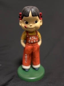 ビンテージ風 ペコちゃん 首振り人形 陶器製